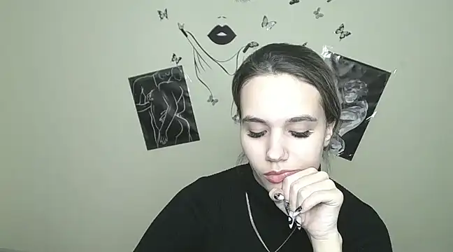  StAcY online show from February 5, 2025, 4:36 pm