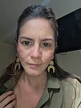 Hanny 24 online show from February 9, 2026, 8:13 pm