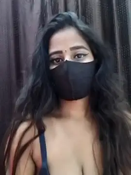 Lalisa sexy online show from November 29, 2025, 4:43 pm