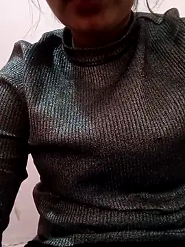 Hotty-queen online show from November 14, 2025, 8:46 am