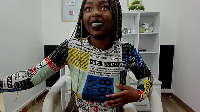  Zooee online show from January 8, 2025, 11:43 am