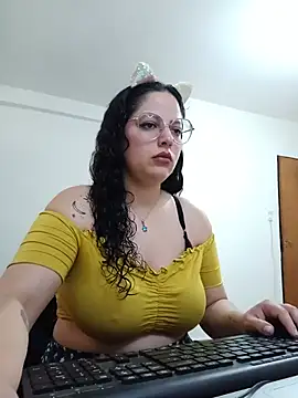 Snapshot of babyluna939 chatting on July 28, 2026, 5:01 pm babyluna939 online show from July 28, 2026, 5:01 pm