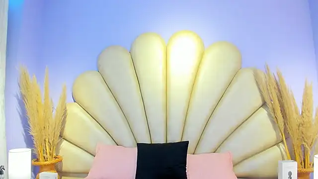 Isis Osman online show from April 19, 2026, 12:48 pm