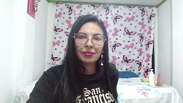 anybellucci43 online show from January 22, 2025, 3:31 am