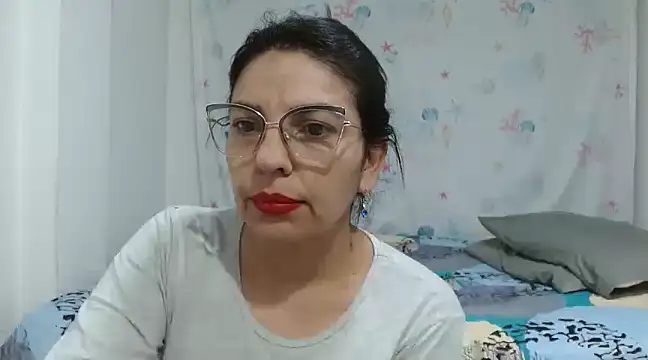 anybellucci43 online show from March 22, 2025, 4:03 am