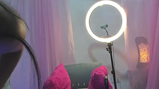 Monica lopez online show from January 17, 2025, 7:27 pm