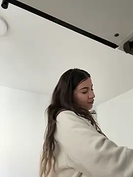 AnitaKariri online show from March 12, 2025, 11:20 am