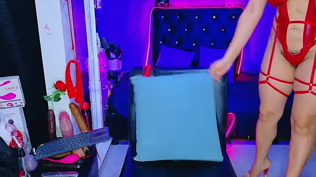 lady big ass nasty online show from June 4, 2026, 10:32 am