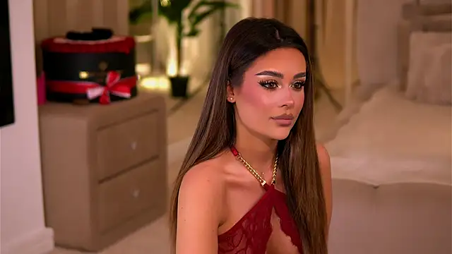 YasmineShaw online show from January 13, 2026, 12:27 am