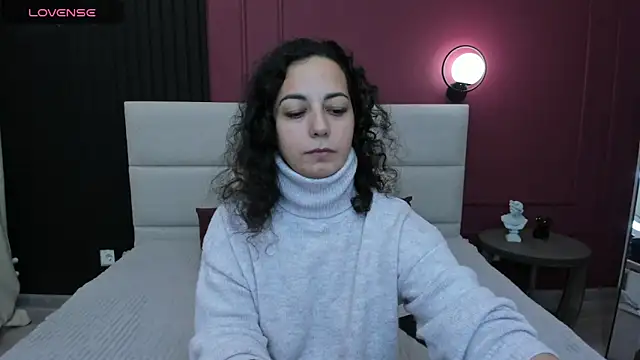 Snapshot of Linda_Insatiable chatting on September 29, 2025, 1:22 am Linda Insatiable online show from September 29, 2025, 1:22 am