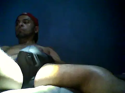 Snapshot of Vago745 chatting on December 9, 2024, 7:06 am Vago745 online show from December 9, 2024, 7:06 am