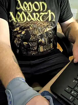 OdinWolf1990 online show from September 17, 2025, 3:24 pm