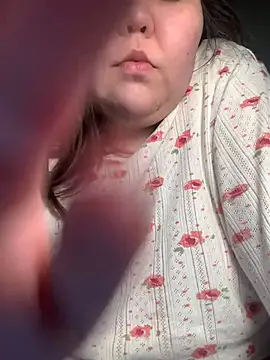 lunamas online show from April 4, 2026, 11:46 pm