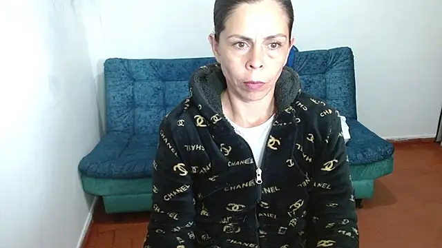 Snapshot of Marilyn_xxxx chatting on October 14, 2025, 8:42 pm Marilyn xxxx online show from October 14, 2025, 8:42 pm