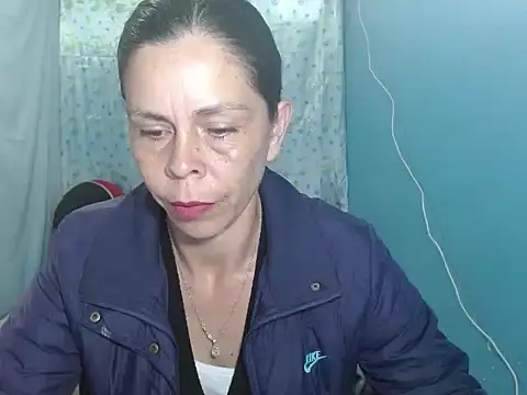 Snapshot of Marilyn_xxxx chatting on February 3, 2026, 6:35 pm Marilyn xxxx online show from February 3, 2026, 6:35 pm