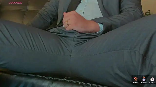 Snapshot of MrLonely02 chatting on December 28, 2024, 11:05 pm MrLonely02 online show from December 28, 2024, 11:05 pm