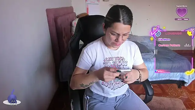 Sabrina Hall  online show from October 15, 2025, 8:53 pm