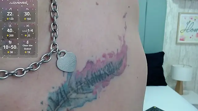 KarllaWalker online show from January 25, 2025, 11:34 am