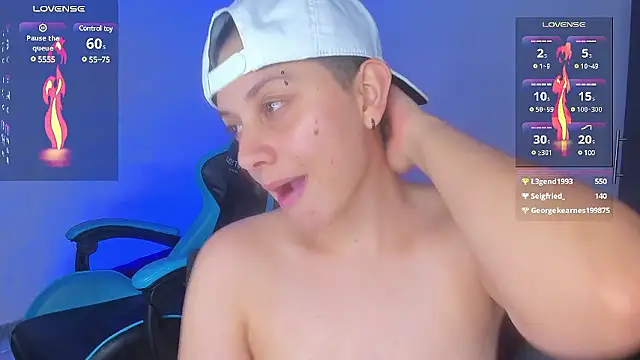 Snapshot of aron_wi chatting on December 4, 2024, 11:19 am aron wi online show from December 4, 2024, 11:19 am