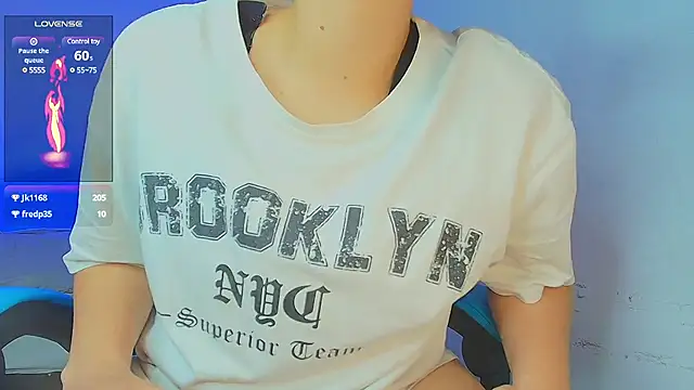 Snapshot of aron_wi chatting on January 13, 2025, 2:07 am aron wi online show from January 13, 2025, 2:07 am