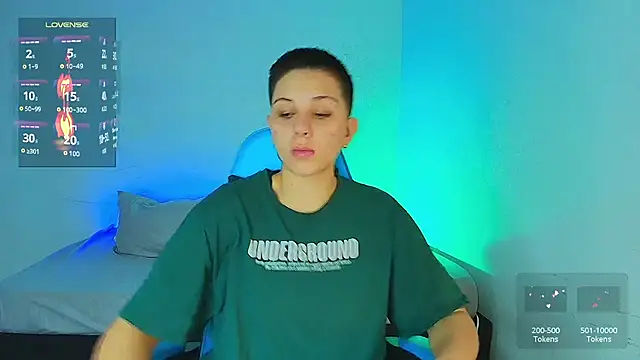 Snapshot of aron_wi chatting on January 17, 2025, 11:17 am aron wi online show from January 17, 2025, 11:17 am