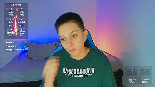 Snapshot of aron_wi chatting on January 17, 2025, 2:50 pm aron wi online show from January 17, 2025, 2:50 pm