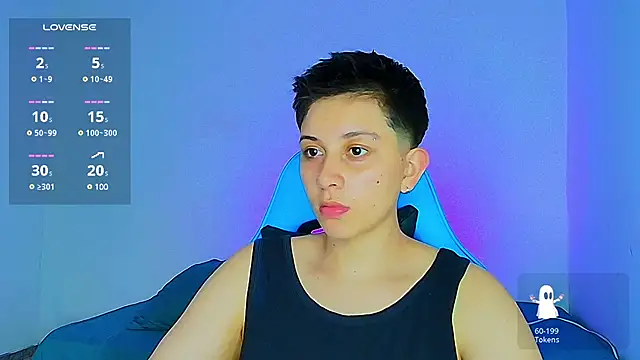 Snapshot of aron_wi chatting on February 19, 2025, 10:20 pm aron wi online show from February 19, 2025, 10:20 pm