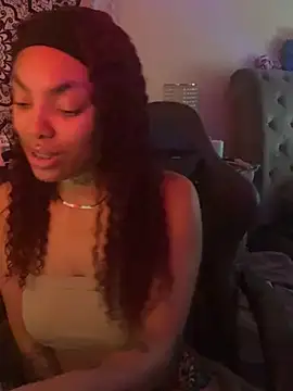 butterflybootyy online show from December 13, 2024, 2:16 pm