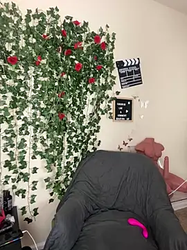 butterflybootyy online show from February 27, 2025, 2:10 am