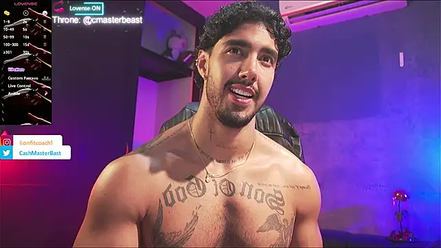 JACOB MARTINS online show from April 17, 2026, 9:40 pm