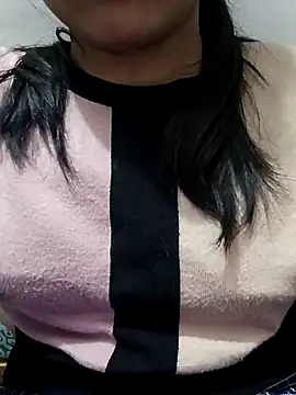 Snapshot of Riyu_05 chatting on December 28, 2024, 10:25 am Riyu 05 online show from December 28, 2024, 10:25 am