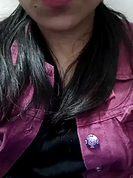 Snapshot of Riyu_05 chatting on January 11, 2025, 9:57 am Riyu 05 online show from January 11, 2025, 9:57 am