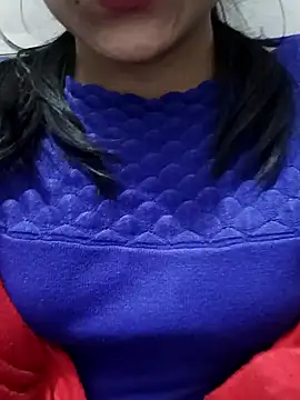 Snapshot of Riyu_05 chatting on January 15, 2025, 10:17 am Riyu 05 online show from January 15, 2025, 10:17 am