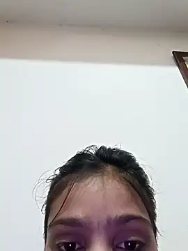 Snapshot of Riyu_05 chatting on January 28, 2025, 9:41 am Riyu 05 online show from January 28, 2025, 9:41 am