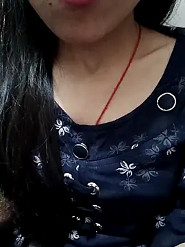 Snapshot of Riyu_05 chatting on March 3, 2025, 10:38 am Riyu 05 online show from March 3, 2025, 10:38 am