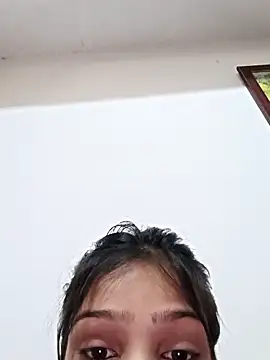 Snapshot of Riyu_05 chatting on March 7, 2025, 9:51 am Riyu 05 online show from March 7, 2025, 9:51 am