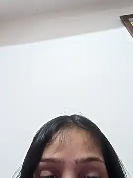 Snapshot of Riyu_05 chatting on March 11, 2025, 6:21 am Riyu 05 online show from March 11, 2025, 6:21 am