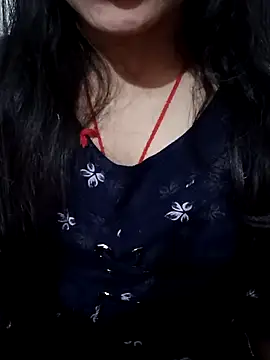 Snapshot of Riyu_05 chatting on October 29, 2025, 6:15 am Riyu 05 online show from October 29, 2025, 6:15 am