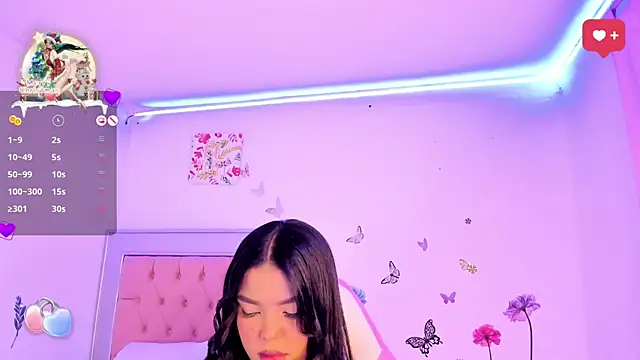 LaurinMonroe online show from December 31, 2024, 12:43 am