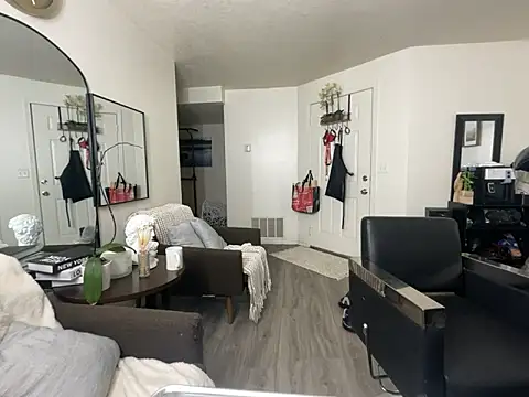 ganosex online show from January 17, 2025, 1:47 am