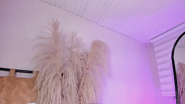 ariana rosse   online show from January 21, 2025, 12:39 pm