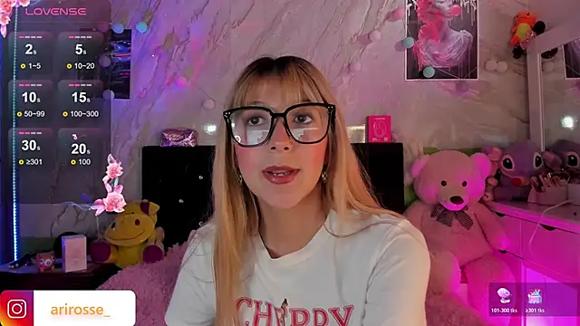 ariana rosse   online show from November 11, 2025, 3:34 pm