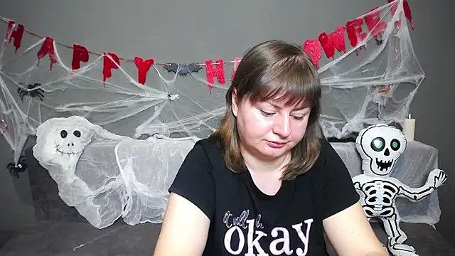 ZannaDreil online show from October 19, 2025, 6:08 pm