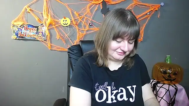 ZannaDreil online show from October 22, 2025, 6:07 pm