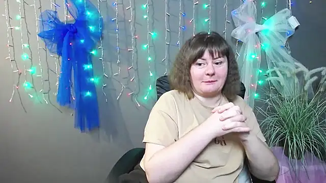 ZannaDreil online show from November 14, 2025, 7:12 pm