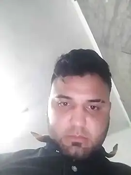 SINUECASTILLO online show from January 1, 2025, 12:11 pm