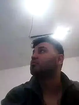 SINUECASTILLO online show from January 11, 2025, 7:38 pm