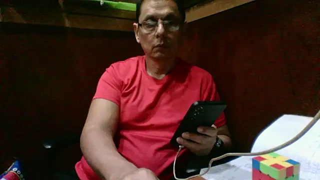 MarcusKelvin online show from November 4, 2025, 3:55 pm