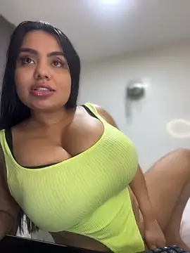 Snapshot of valeria2019hot chatting on December 14, 2024, 2:12 am valeria2019hot online show from December 14, 2024, 2:12 am