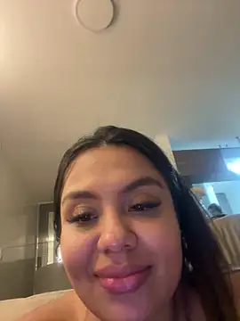 Snapshot of valeria2019hot chatting on February 6, 2025, 4:10 am valeria2019hot online show from February 6, 2025, 4:10 am